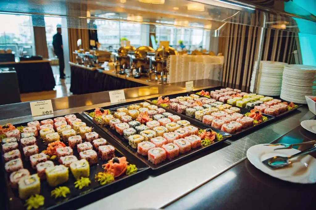 هتل وگا ایزمایلووو